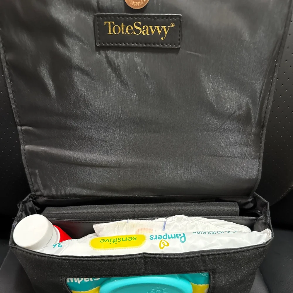 ToteSavvy Diaper Tote for Dads On the Go - Picture 2 of 10